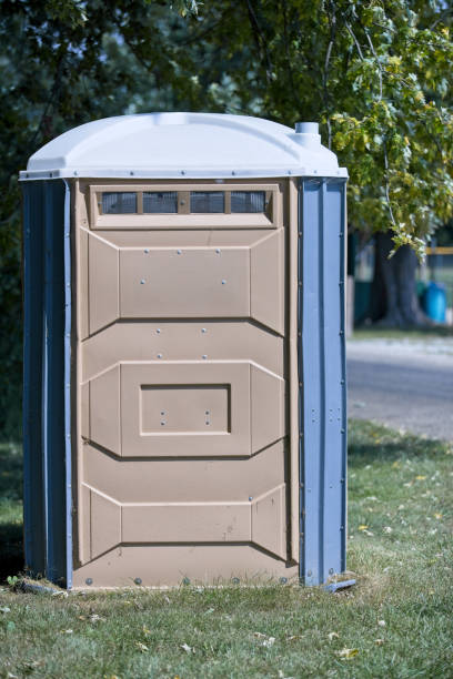Best Portable restroom trailer rental  in Colstrip, MT